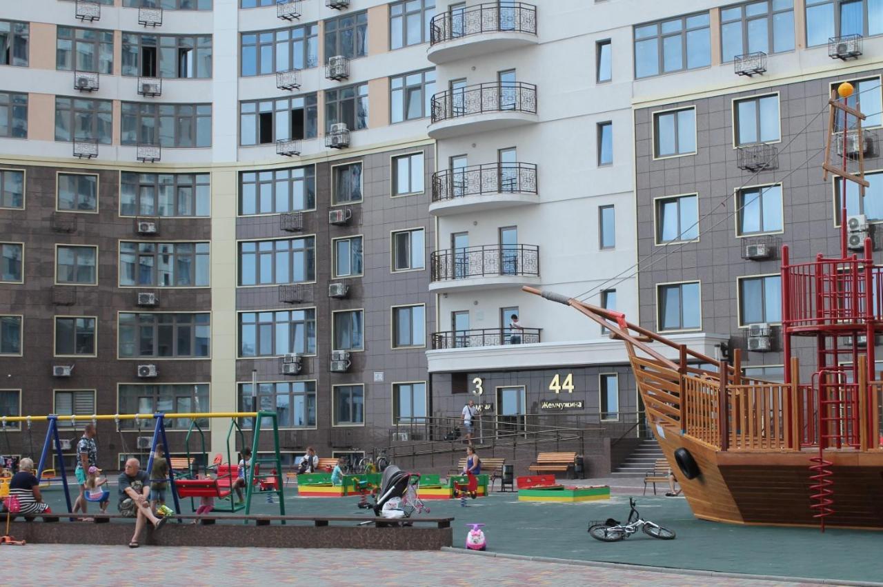 Sea View Sky 15 Apartments Odesa Exterior photo
